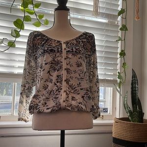 LUCKY BRAND CREAM AND BLUE PATTERNED BLOUSE WITH ROPE DETAILING